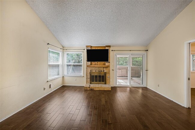 Building Photo - 4409 Bridlewood Dr