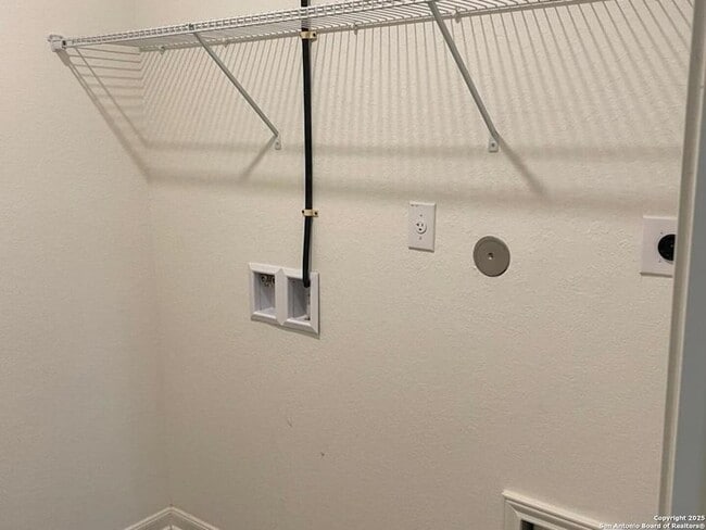 Building Photo - 14311 Gila Crossing