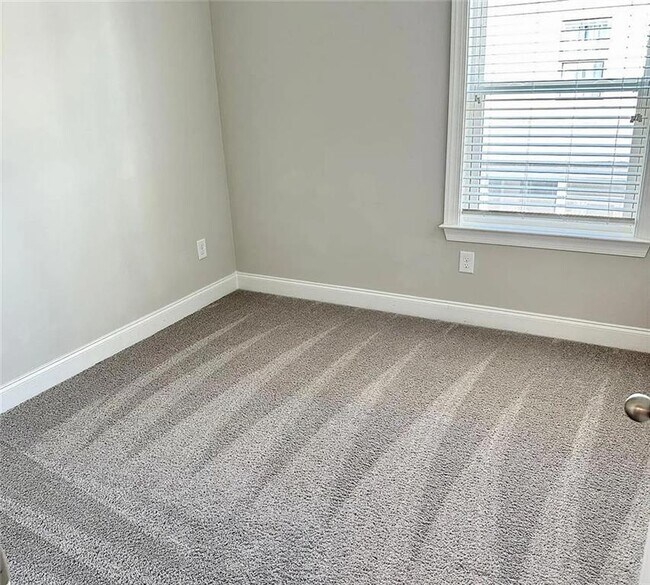 Building Photo - 1772 Morningtide Ln NE