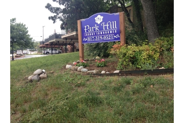 Building Photo - Park Hill Luxury Townhomes