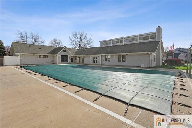 Building Photo - 28 Wycoff Way E