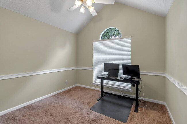 Building Photo - 307 Coffee Bluff Villa Rd