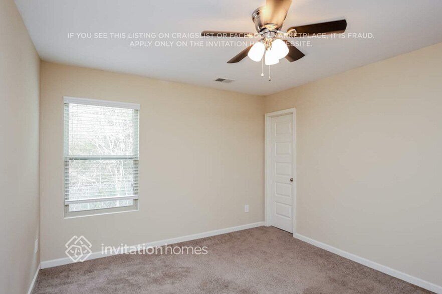 Building Photo - 415 Mulberry Park Cir