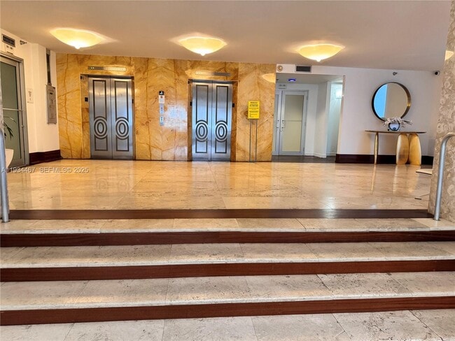 Building Photo - 5161 Collins Ave