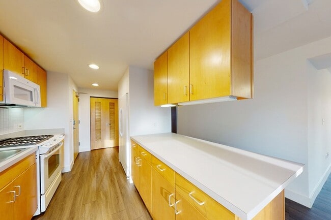 Floorplan - 1400 E. 57th Street