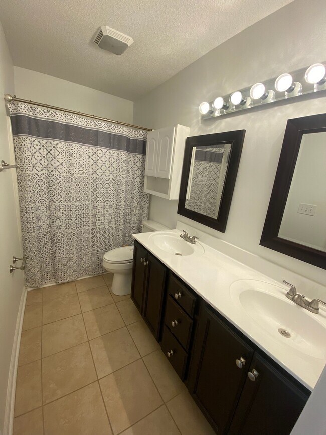 Building Photo - 209 Cannon Rd