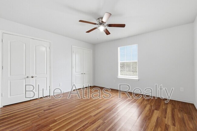 Building Photo - 908 Drexel St