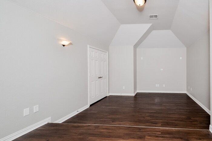Building Photo - 2513 Appaloosa Ln