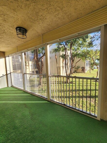 Building Photo - 3341 NW 47th Ter