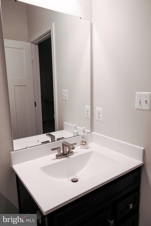 Building Photo - 5418 Billenca Ln