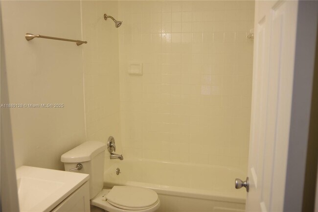Building Photo - 2113 NW 59th Terrace