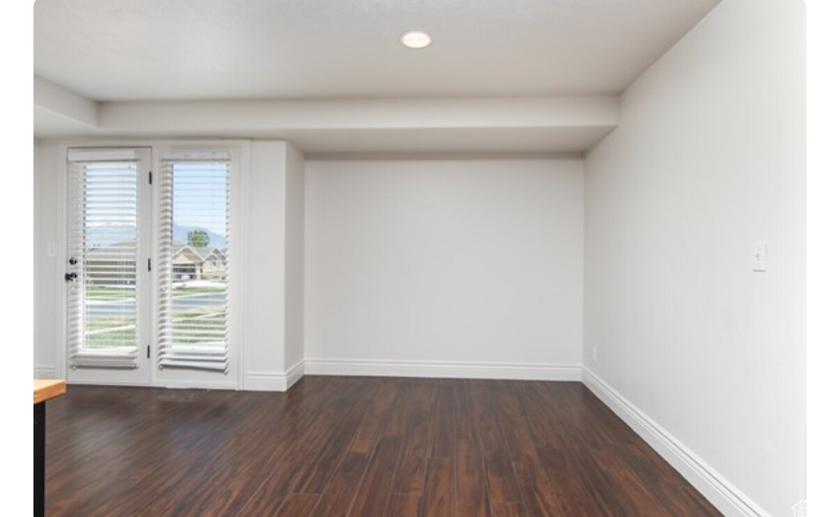 Dining room and front door. - 1232 S Regal View Dr