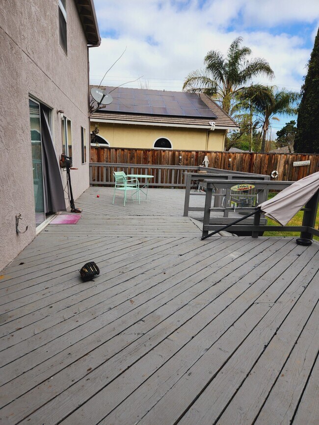 Building Photo - 1814 Evalane Way