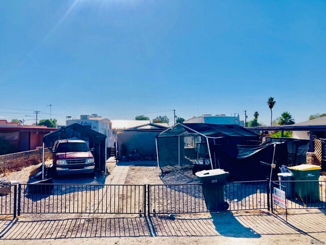 Building Photo - 10517 Camino Del Sol Dr