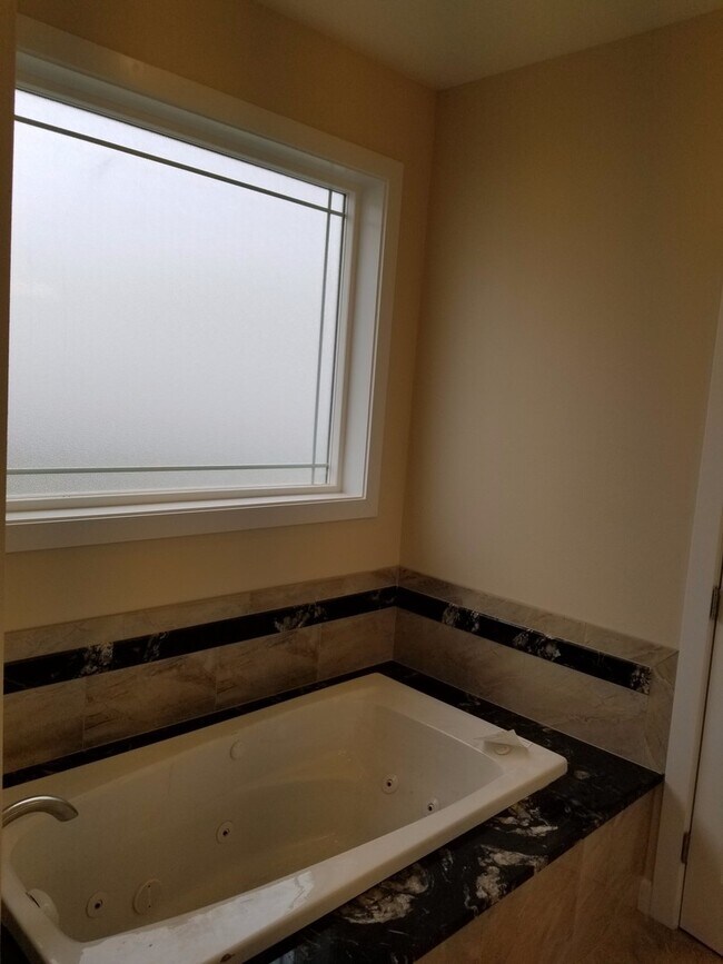 Building Photo - Occupied, do not disturb tenants. West Valley 3 bedroom 2.5 bath plus an office,  custom built re...
