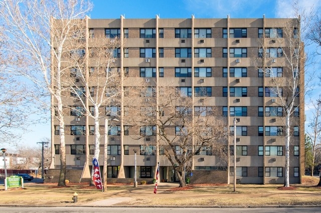 Building Photo - The Regency at Saint Louis