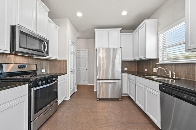 Building Photo - 209 Noddy Rd