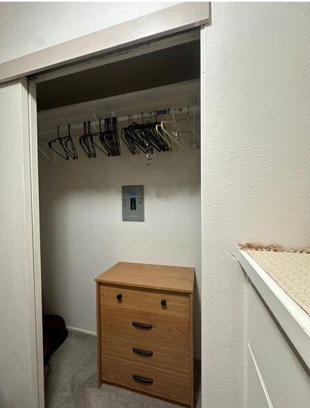 Large closet with storage - 3238 Ashford St