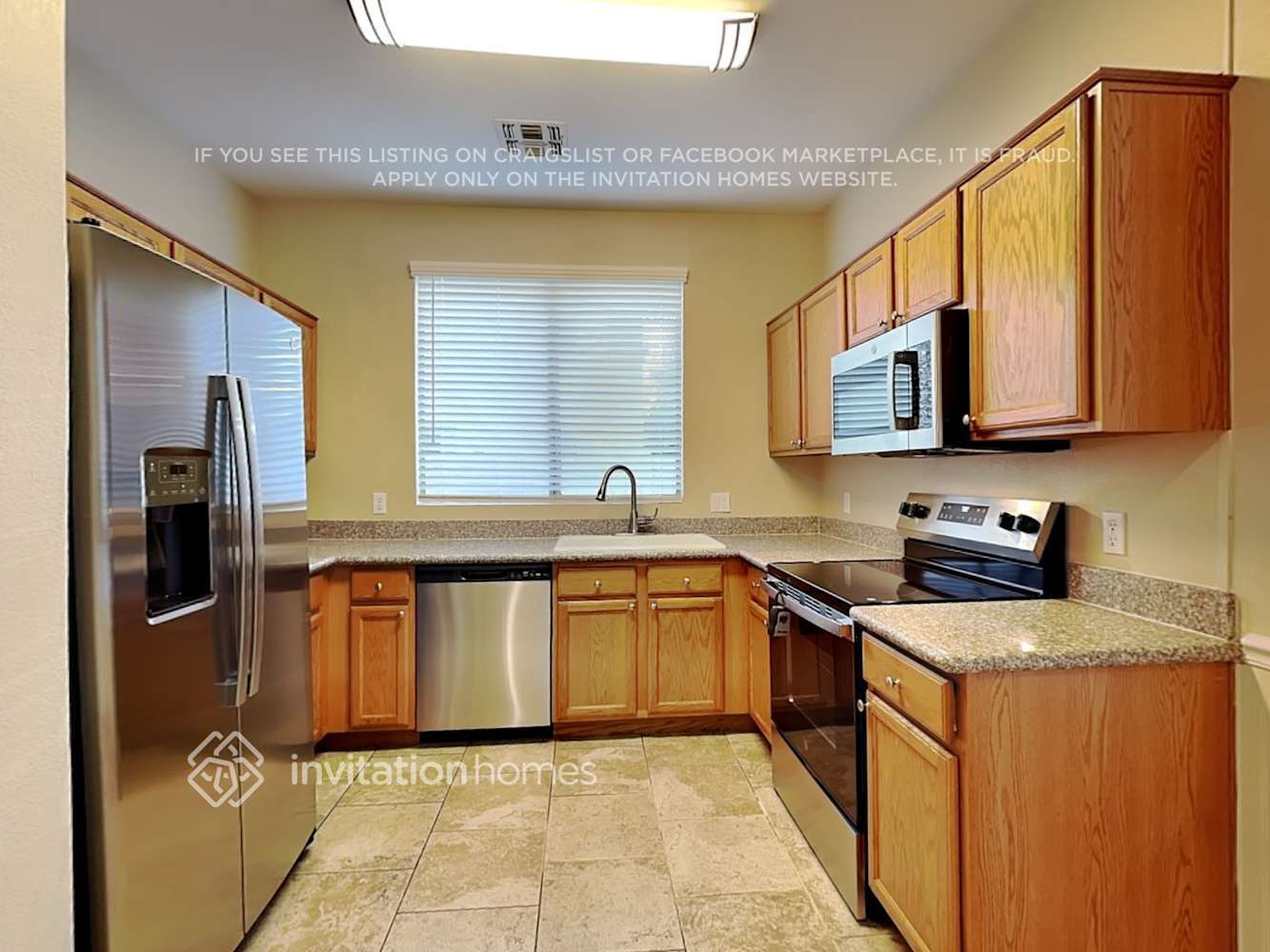 Building Photo - 2133 N 29th Pl