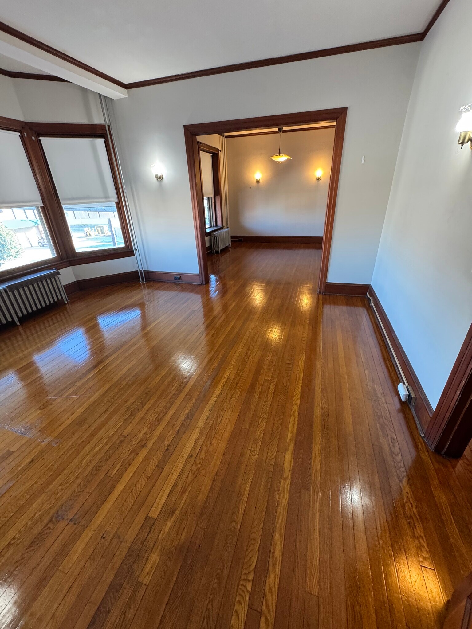 Building Photo - 3 E Chestnut St
