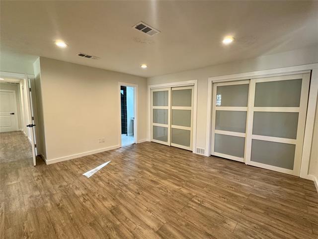 Building Photo - 211 Mill Creek Dr