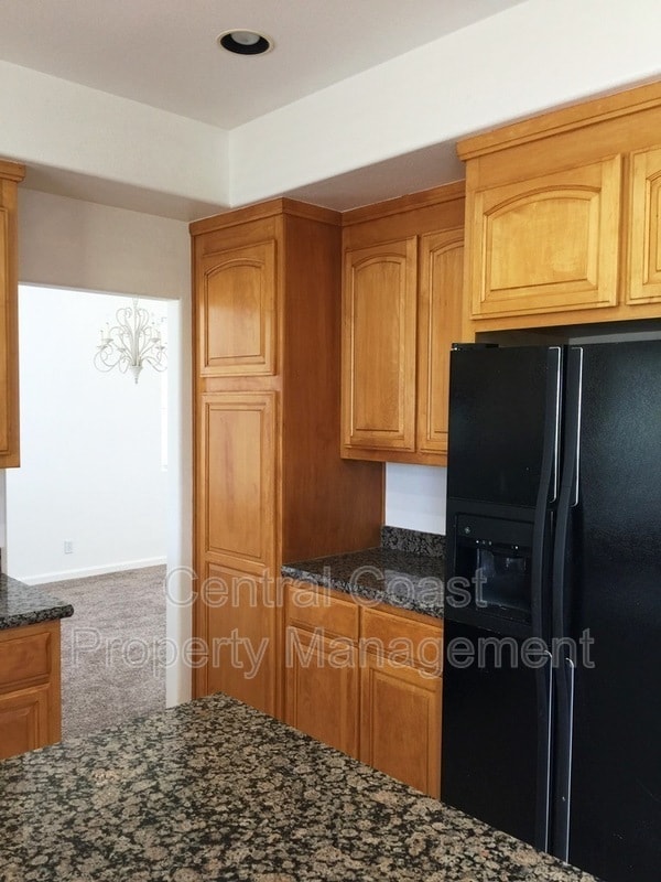 Building Photo - 19227 Sunridge Pl