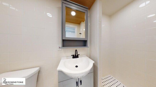 Building Photo - 1 bedroom in BROOKLYN NY 11231