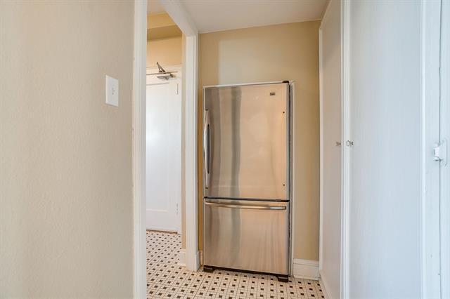 Building Photo - 2306 Park Pl Ave