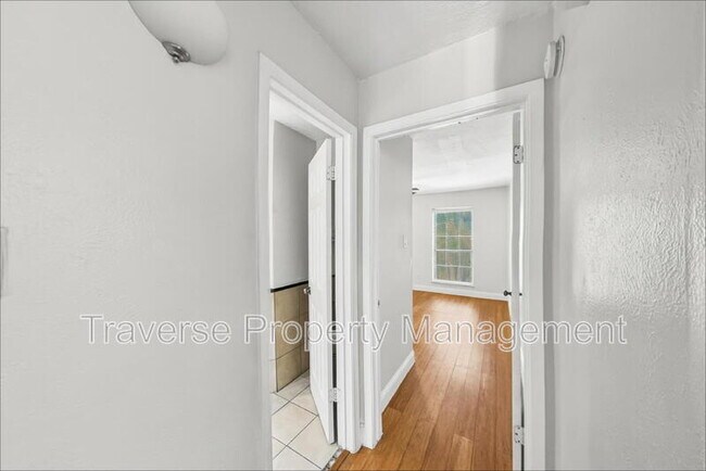 Building Photo - 1108 Quail Valley Ln