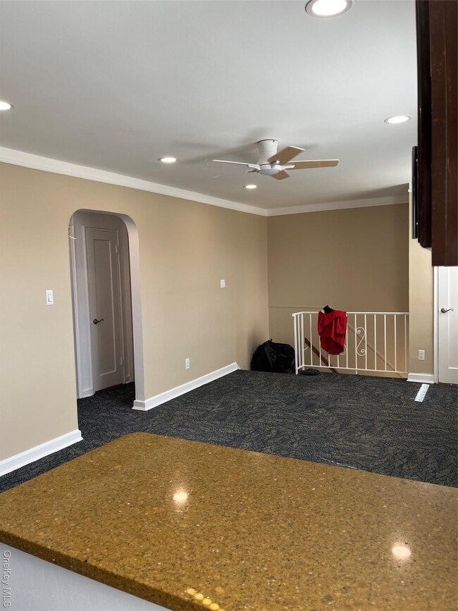 Building Photo - 72-05 Little Neck Pkwy