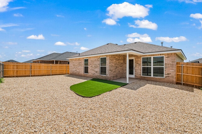 Building Photo - 2010 Herd Ave
