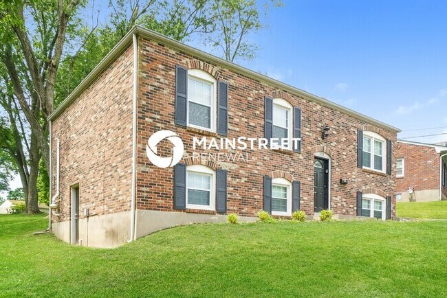 Building Photo - 4 Bedroom Pet-Friendly Home in LOUISVILLE,...