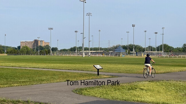 Building Photo - 1 Renaissance Pl