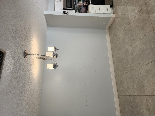 Building Photo - 1690 Forest Lakes Cir
