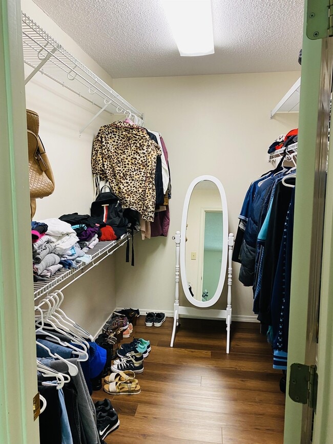 Building Photo - 2249 S Sweetbriar Ct