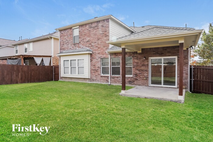 Building Photo - 1617 Bluebird Dr