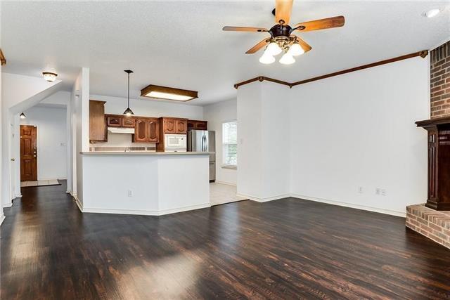 Building Photo - 304 Ambrose Dr