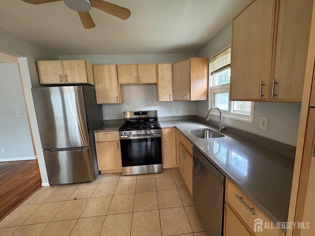 Building Photo - 1038 Kingsland Ln