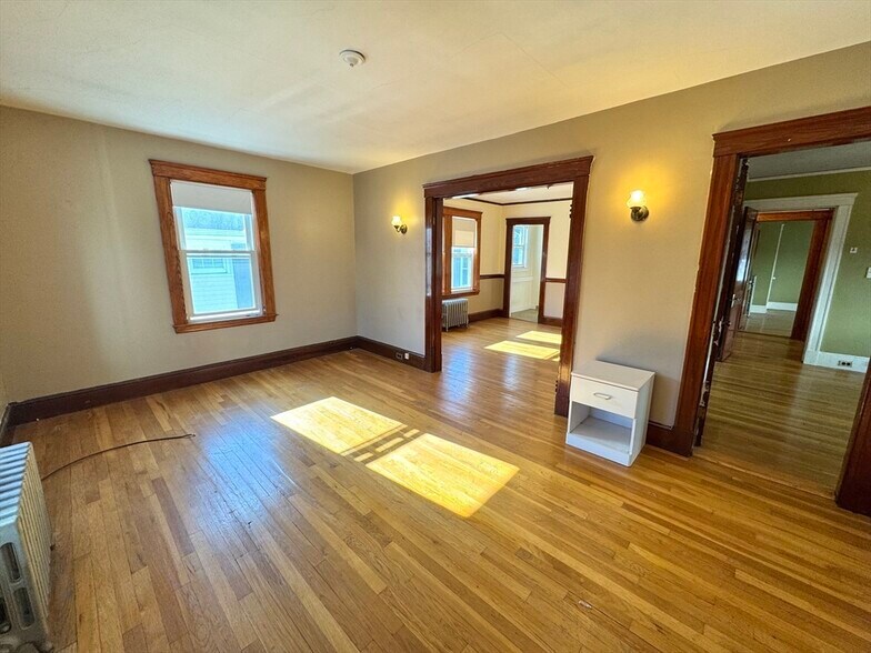 Building Photo - 81 Edenfield Ave