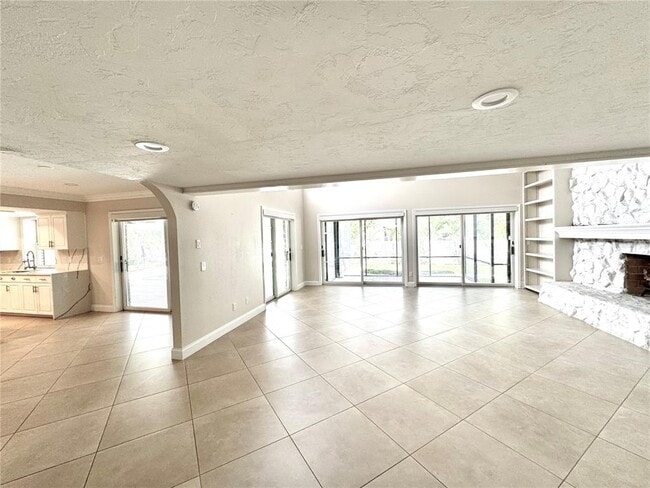 Building Photo - 7315 Hunt Club Ln