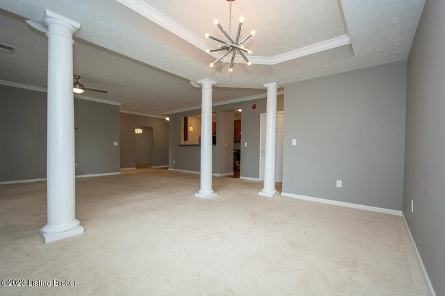 Building Photo - 2704 Bradford Commons Dr