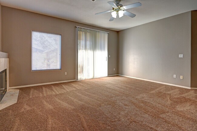 Building Photo - 3555 Meridale Dr