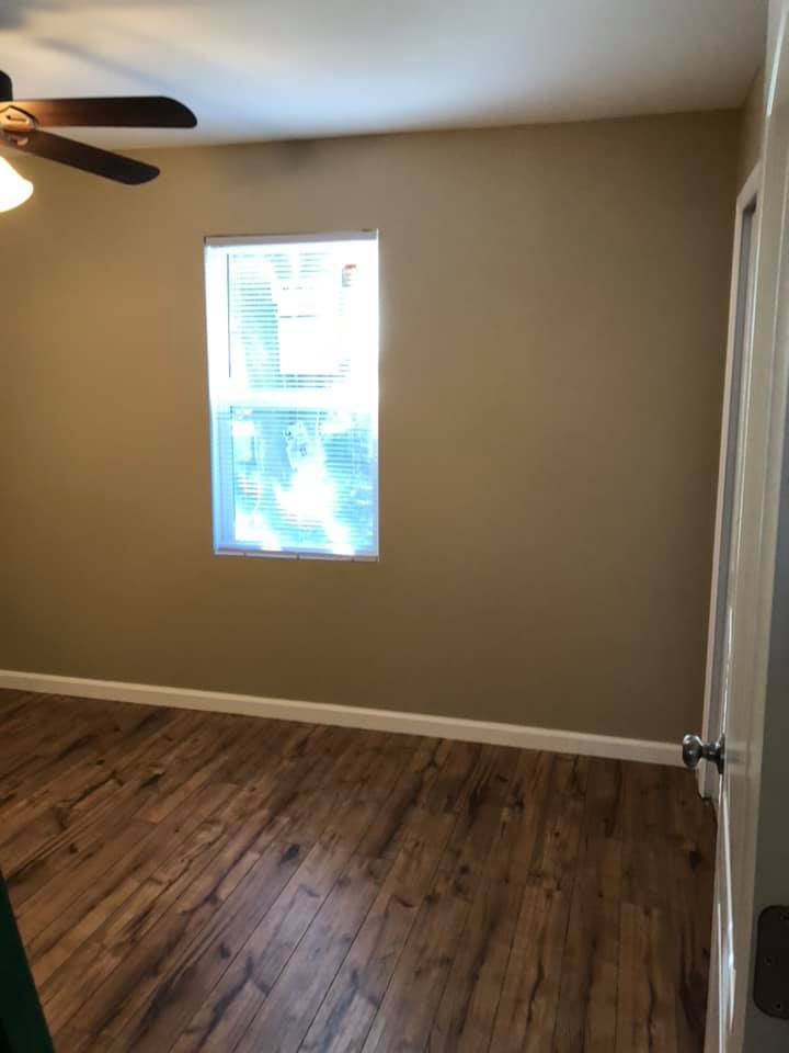 Building Photo - 2188 E Parkwood Ave