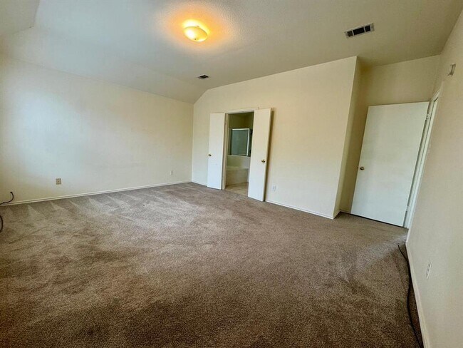 Building Photo - 1012 Black Locust Drive West