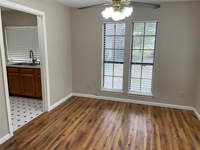 Building Photo - 1402 Sheppard Ln