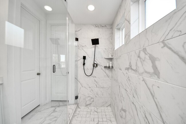 Building Photo - 4135 KINSEY ST