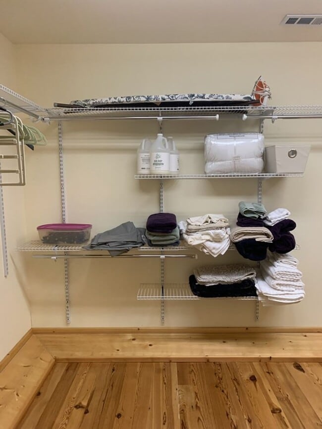 Building Photo - 14238 Plains Mill Rd