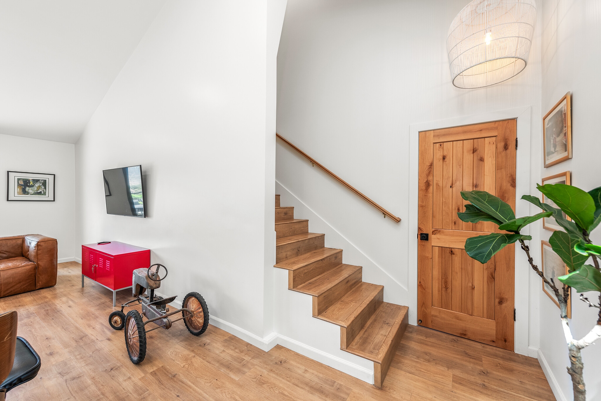 Building Photo - 2474 Barbara Dr