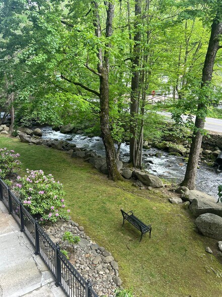 Located on Roaring Fork Creek - 210 Roaring Fork Ext