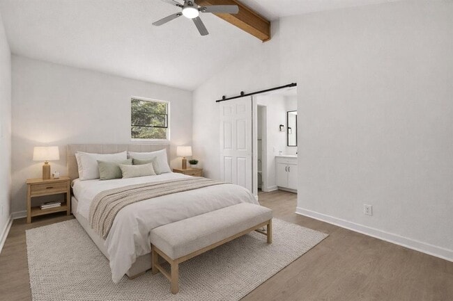 Building Photo - 2204 Toro Canyon Rd